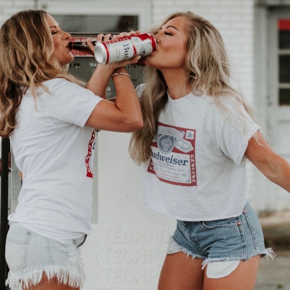Tops - BUDWEISER distressed crop boxy tee NWT